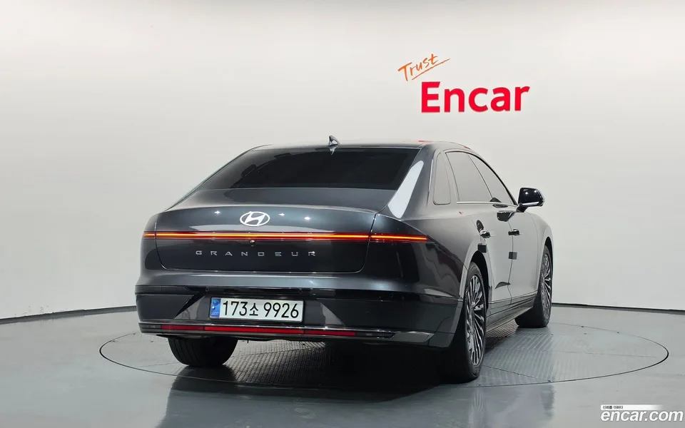 Hyundai Grandeur Hybrid 2024 — миниатюра 4
