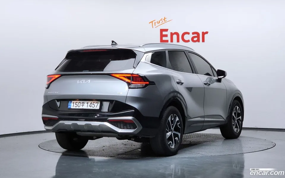Kia Sportage Hybrid 2WD 2023 — миниатюра 2