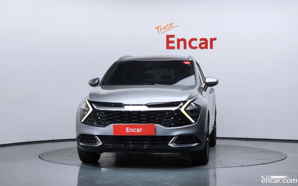 Kia Sportage Hybrid 2WD 2023 — миниатюра 3