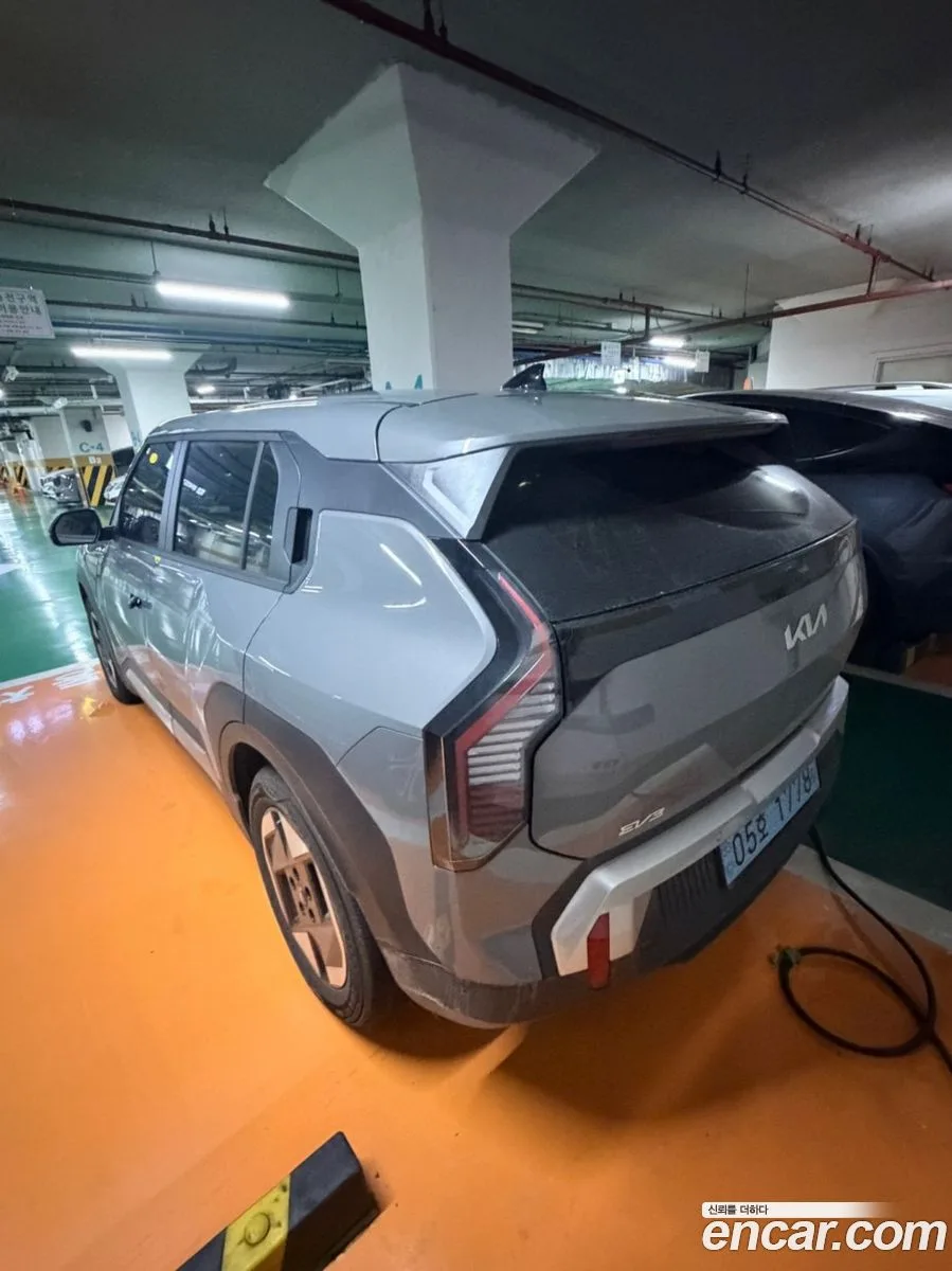 Kia EV3 2WD 2025 — миниатюра 4