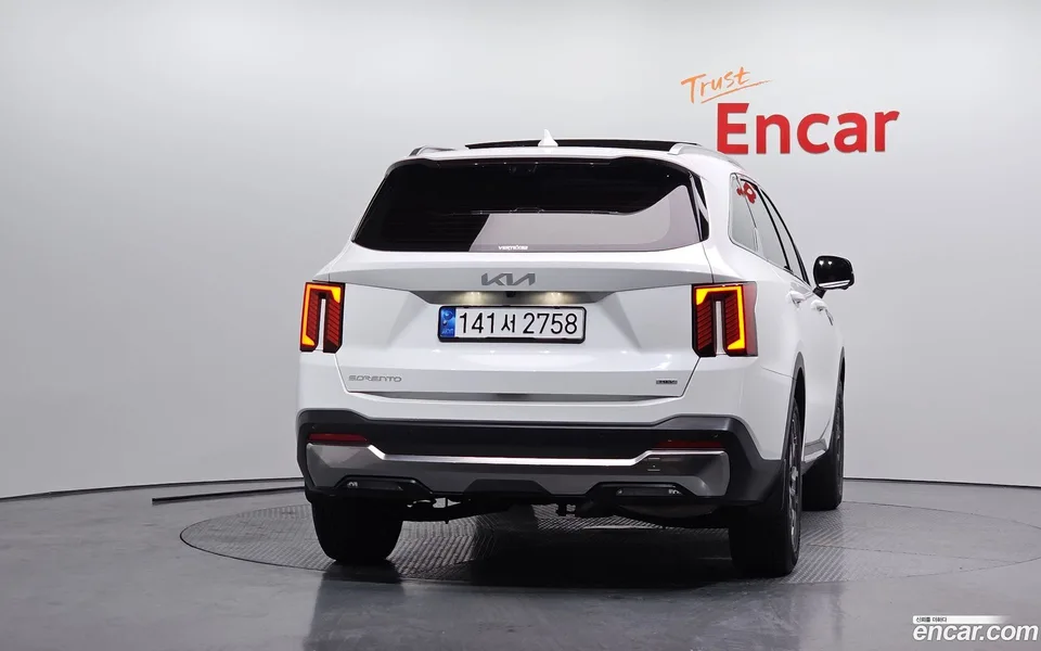 Kia Sorento HEV 1.6 4WD 2023 — миниатюра 4