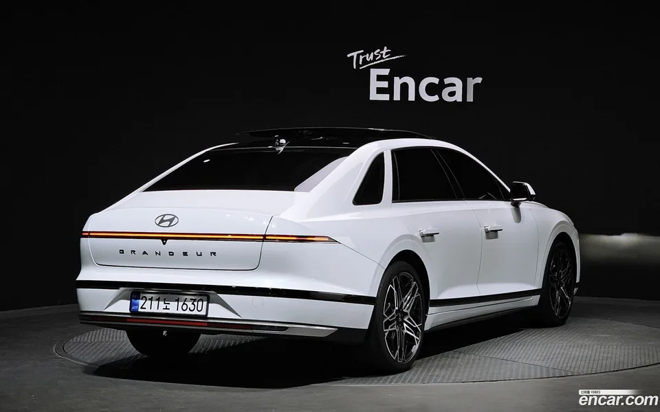 Hyundai Grandeur Hybrid 2023 — миниатюра 2