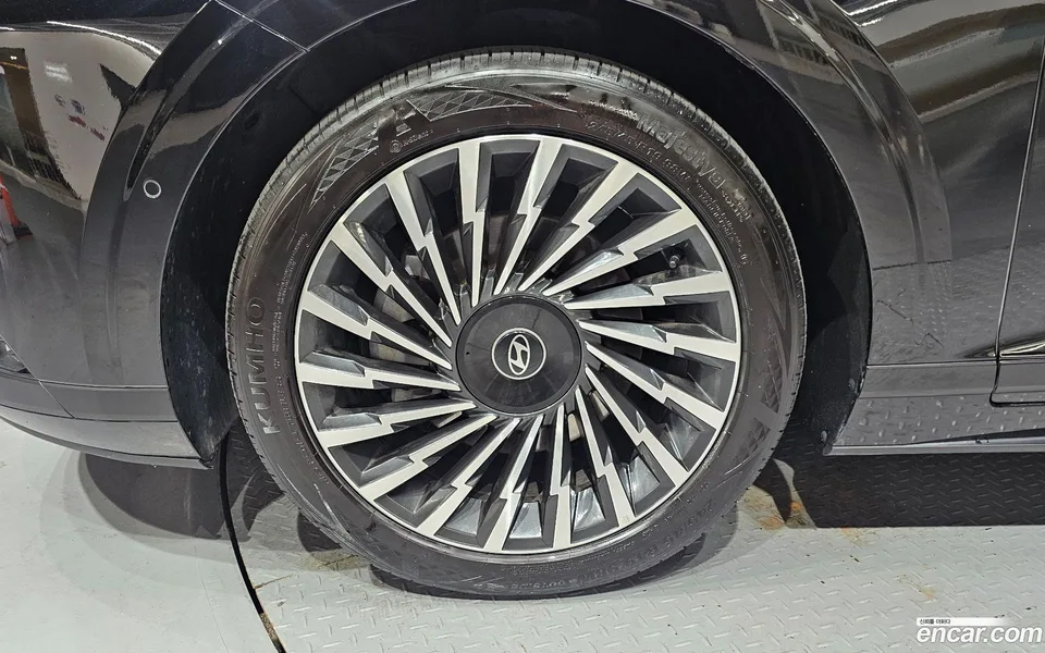 Hyundai Grandeur 2.5 2WD 2024 — миниатюра 5