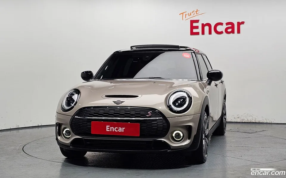 MINI Cooper S Clubman 2022 — миниатюра 3