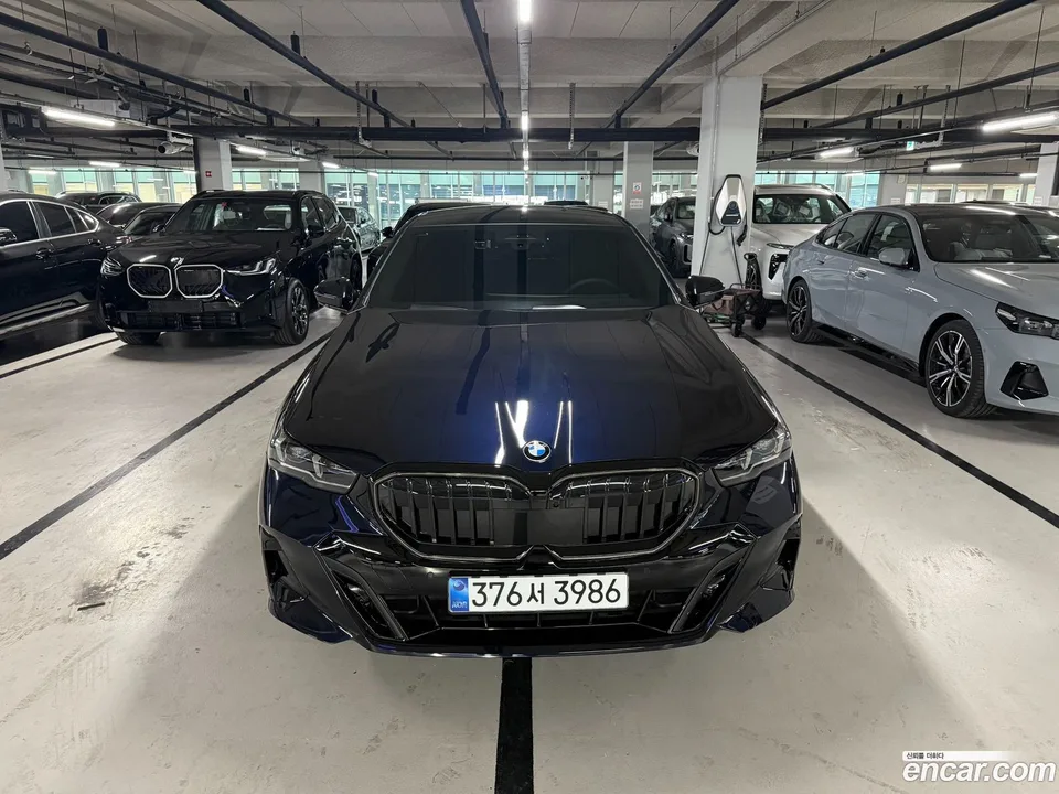BMW 5 Series 523d M 2026 — миниатюра 2