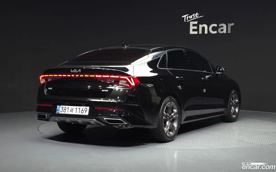 Kia K5 Hybrid 2023 — миниатюра 2