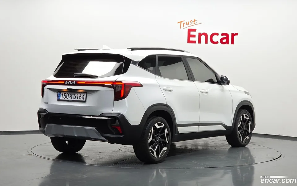 Kia Seltos 1.6 2WD 2024 — миниатюра 2