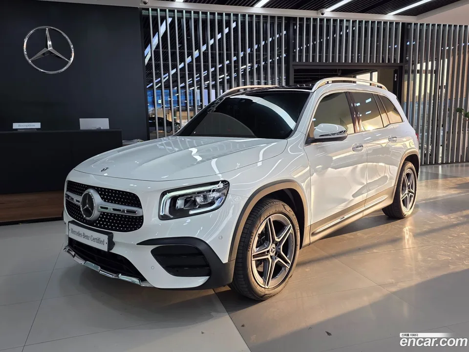 Mercedes-Benz GLB-Class GLB250 4MATIC 2022 — фото 1, купить с доставкой в Москву