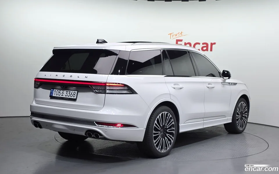 Lincoln Aviator 3.0 AWD 2024 — миниатюра 2