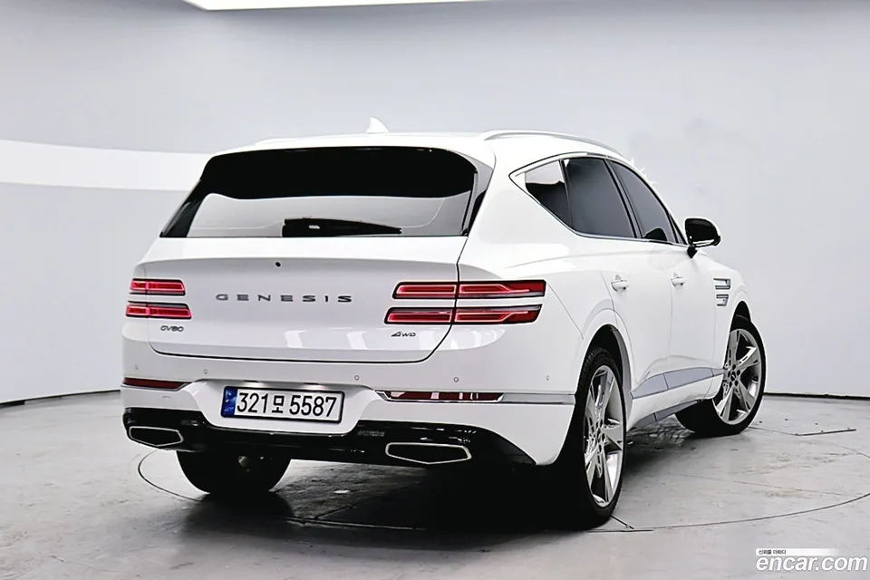 Genesis GV80 2.5T 2WD 2023 — миниатюра 2