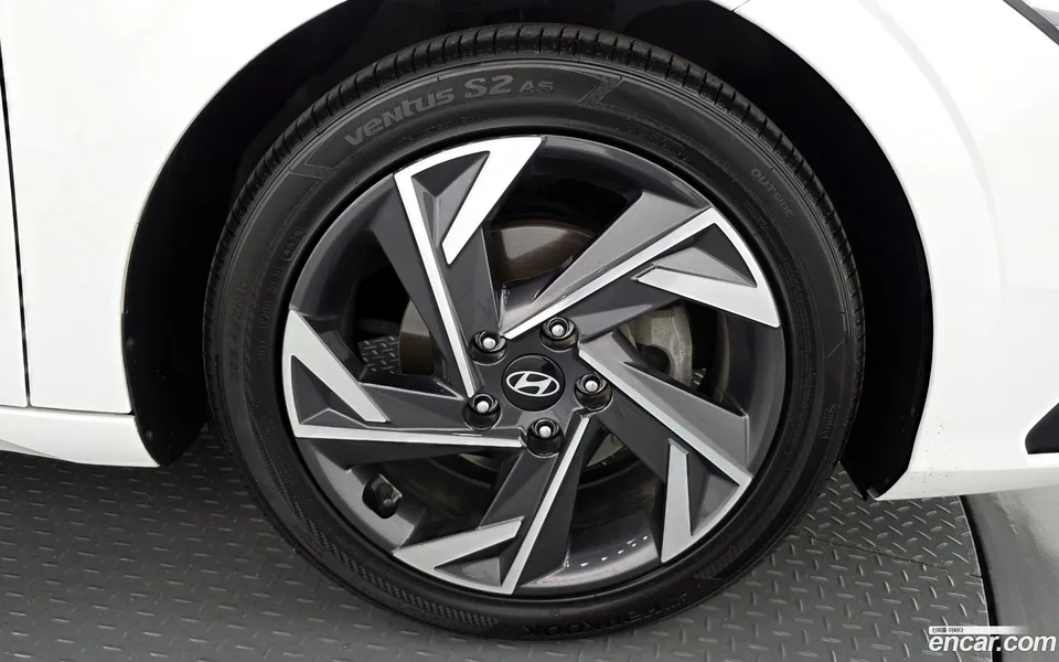 Hyundai Avante CN7 1.6 2023 — миниатюра 5