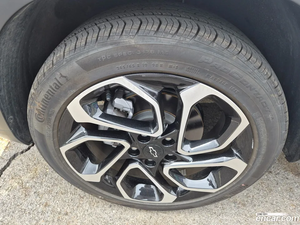 Chevrolet Trax Crossover 1.2 RS 2025 — миниатюра 5