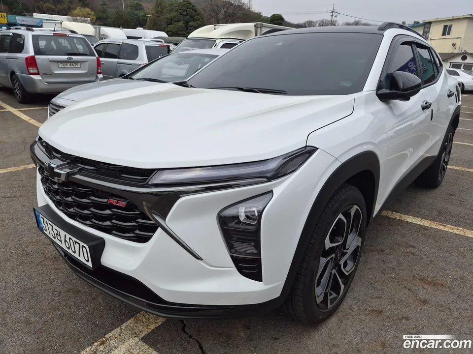 Chevrolet Trax Crossover 1.2 RS 2025 — фото 1, купить с доставкой в Москву