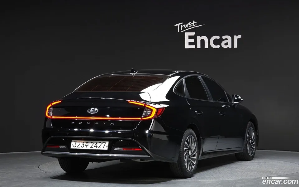 Hyundai Sonata Hybrid 2023 — миниатюра 2