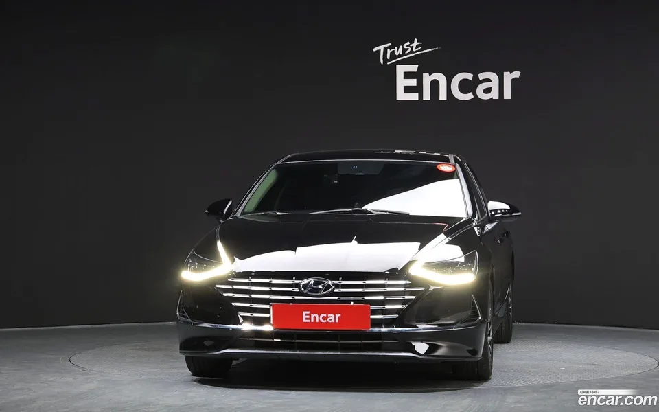 Hyundai Sonata Hybrid 2023 — миниатюра 3