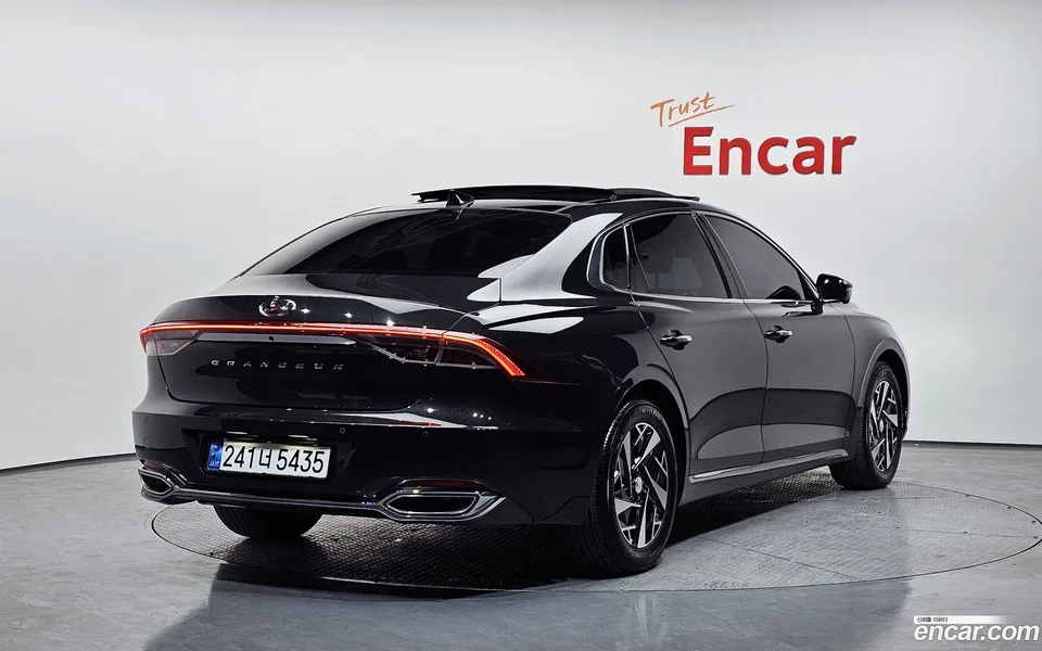 Hyundai Grandeur IG Hybrid 2022 — миниатюра 2