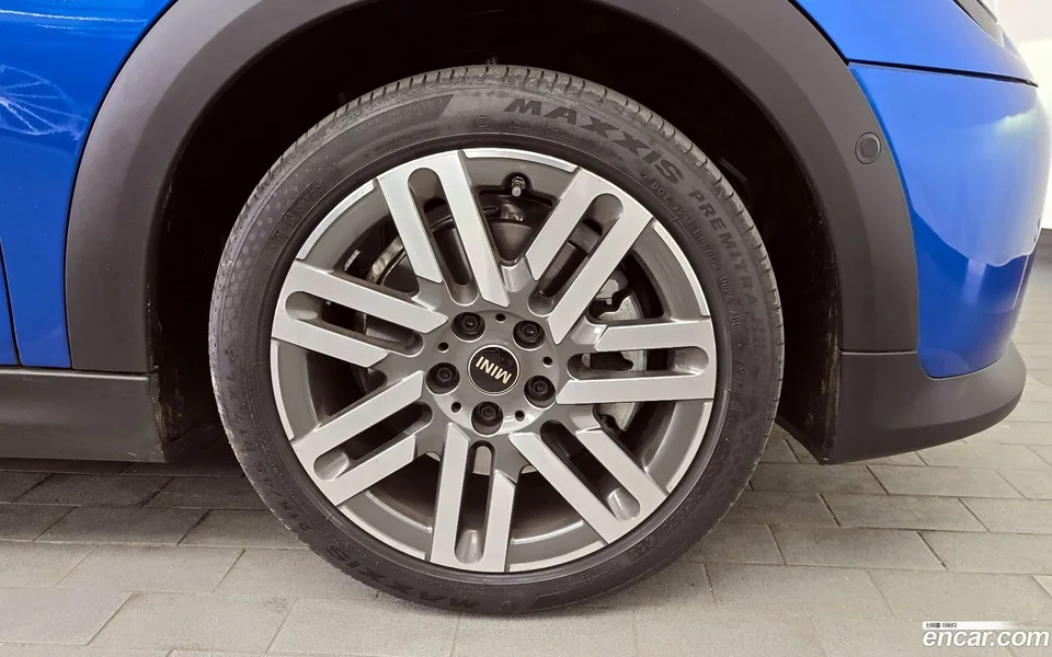 MINI Cooper C 2024 — миниатюра 5