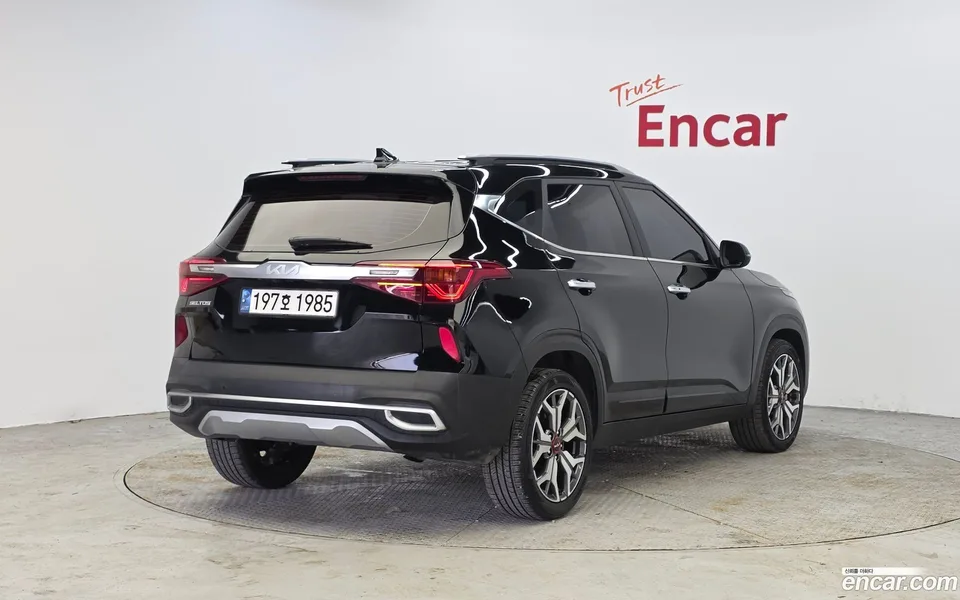 Kia Seltos 1.6 2WD 2022 — миниатюра 2