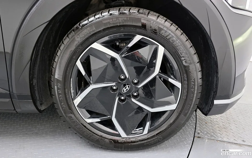 Hyundai Ioniq 5 2024 — миниатюра 5