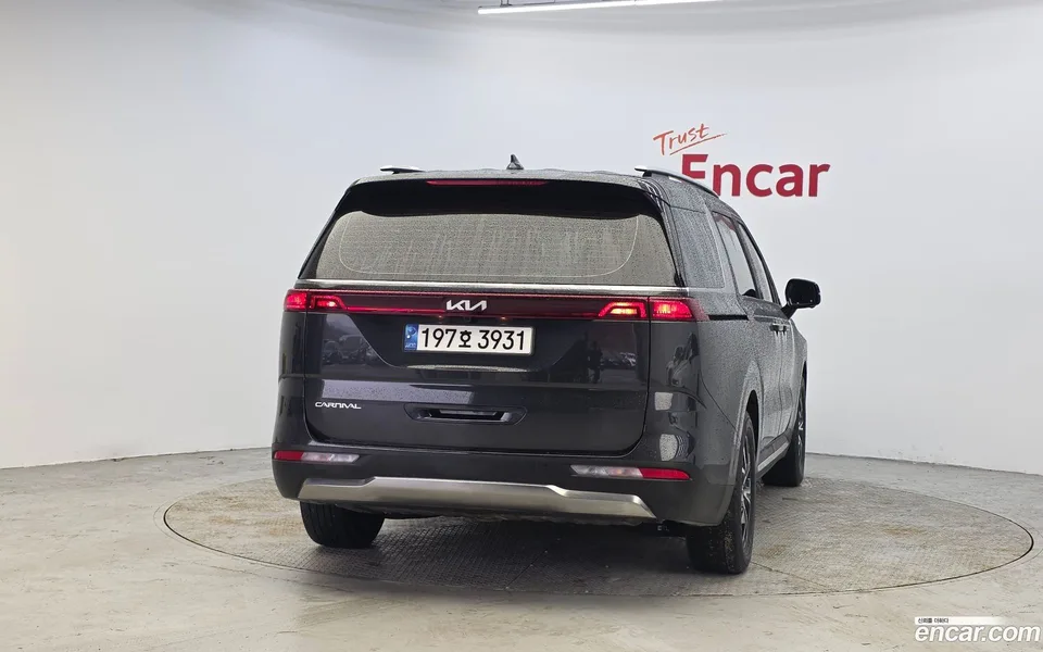 Kia Carnival 9 2022 — миниатюра 4