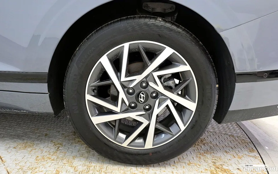 Hyundai Grandeur 2.5 2WD 2024 — миниатюра 5