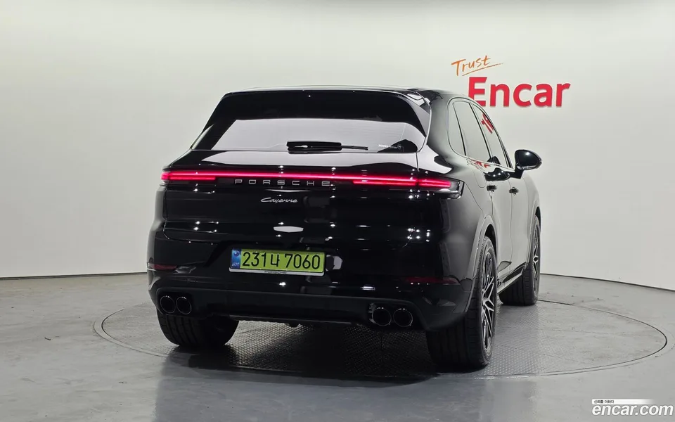 Porsche Cayenne 3.0 2025 — миниатюра 4