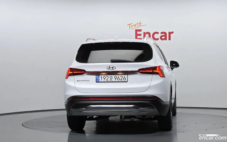 Hyundai Santa Fe HEV 1.6 2WD 2023 — миниатюра 4