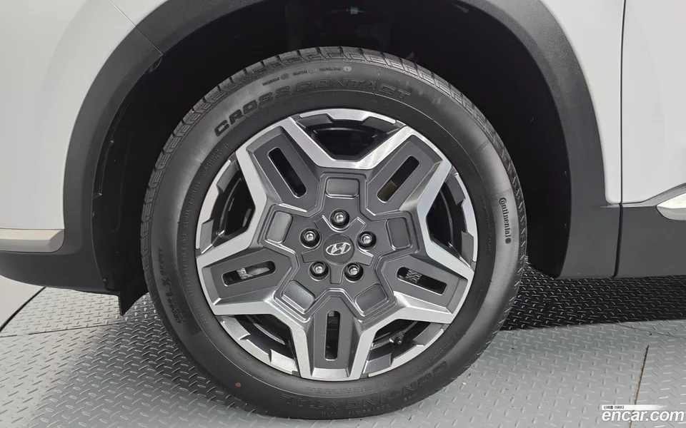 Hyundai Santa Fe HEV 1.6 2WD 2023 — миниатюра 5