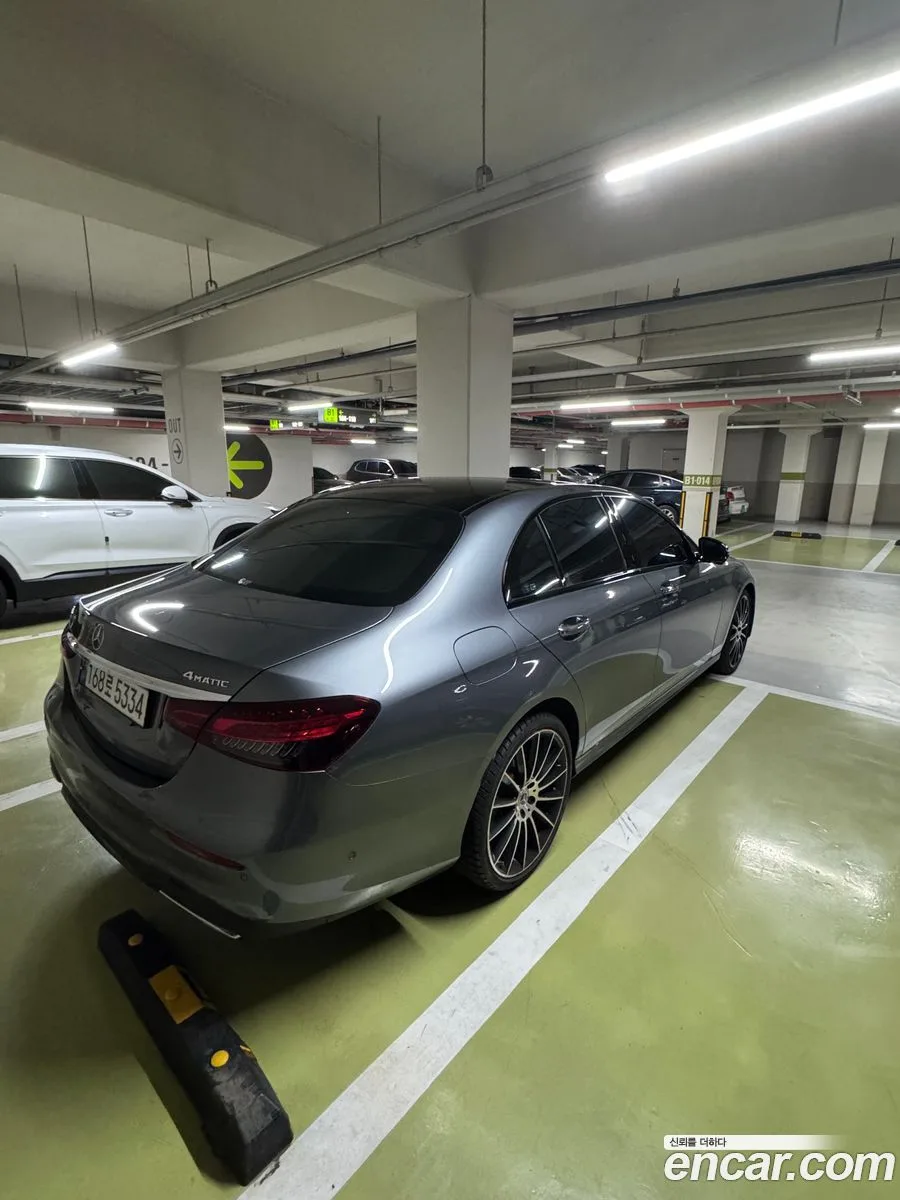 Mercedes-Benz E-Class E350 4MATIC AMG Line 2023 — миниатюра 4