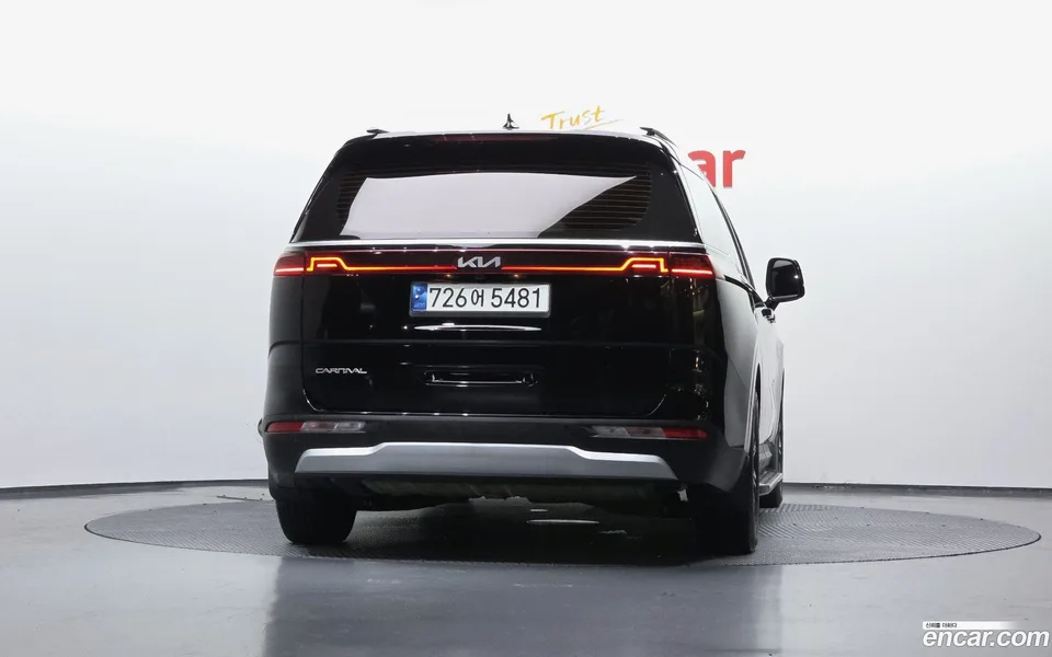 Kia Carnival 11 2022 — миниатюра 4