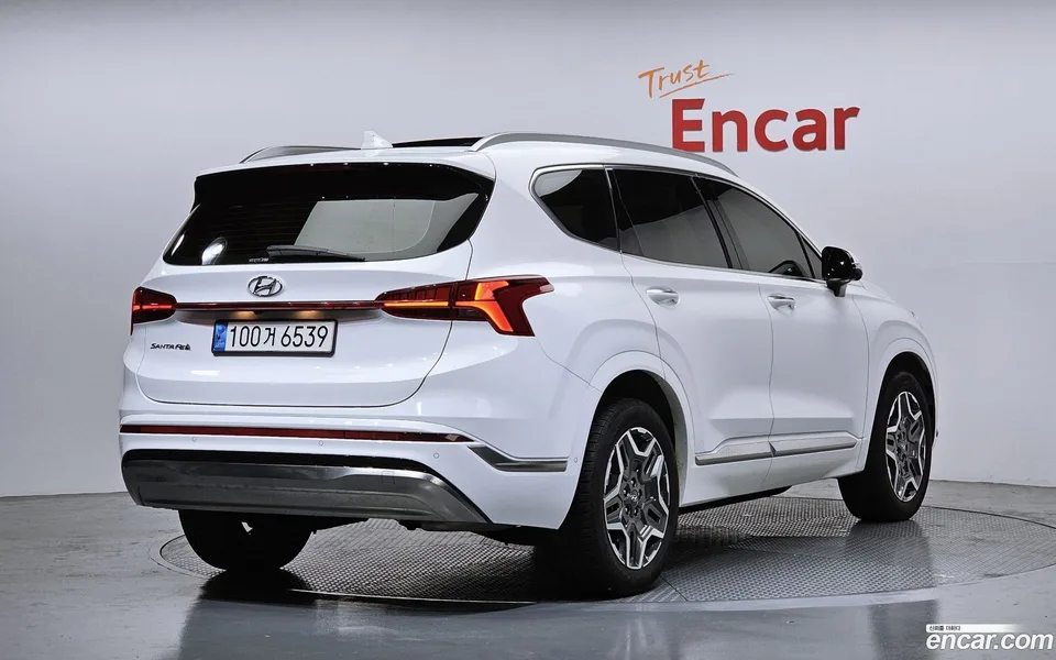 Hyundai Santa Fe HEV 1.6 2WD 2023 — миниатюра 2