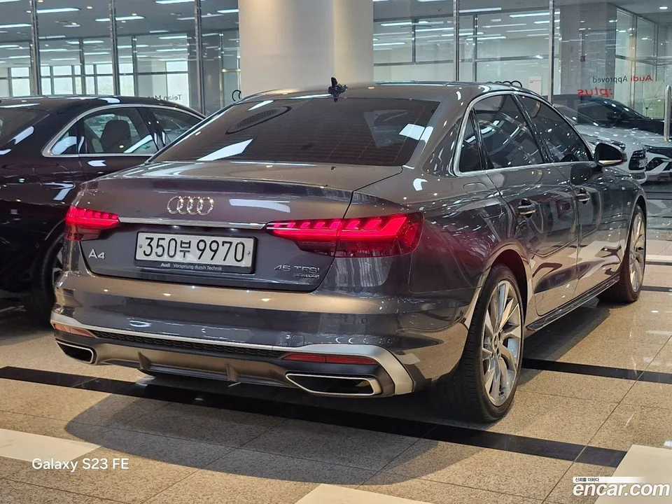 Audi A4 45 TFSI 2023 — миниатюра 2