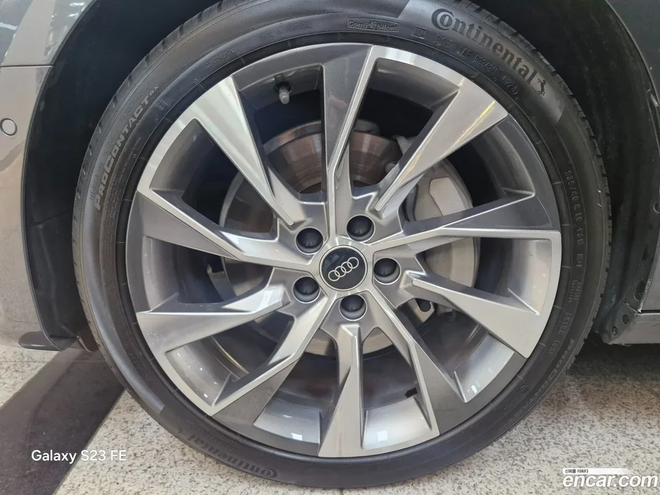 Audi A4 45 TFSI 2023 — миниатюра 5