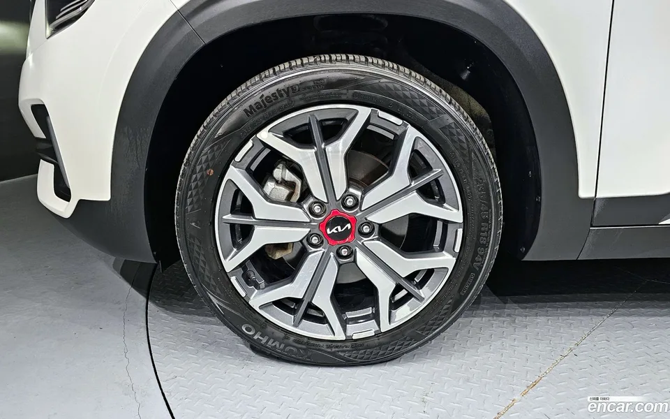 Kia Seltos 1.6 4WD 2022 — миниатюра 5