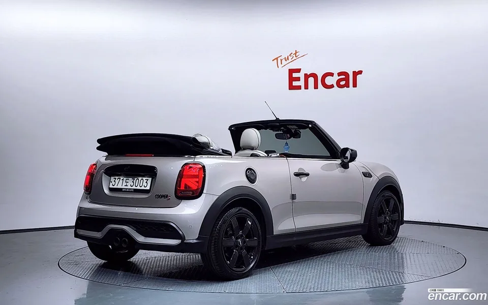 MINI Cooper S Convertible 2022 — миниатюра 2