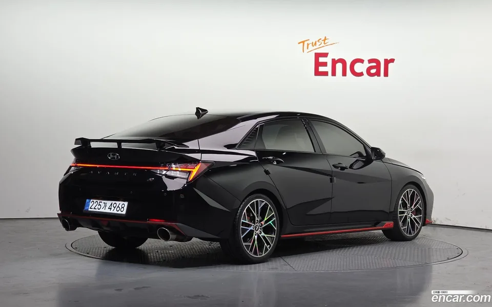 Hyundai Avante 2.0 N 2023 — миниатюра 2