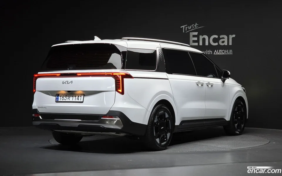 Kia Carnival 7 2024 — миниатюра 2