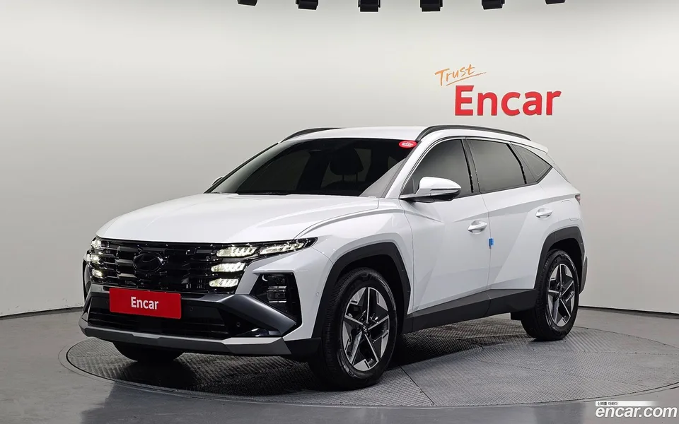 Hyundai Tucson NX4 1.6 2WD 2025 — фото 1, купить с доставкой в Москву