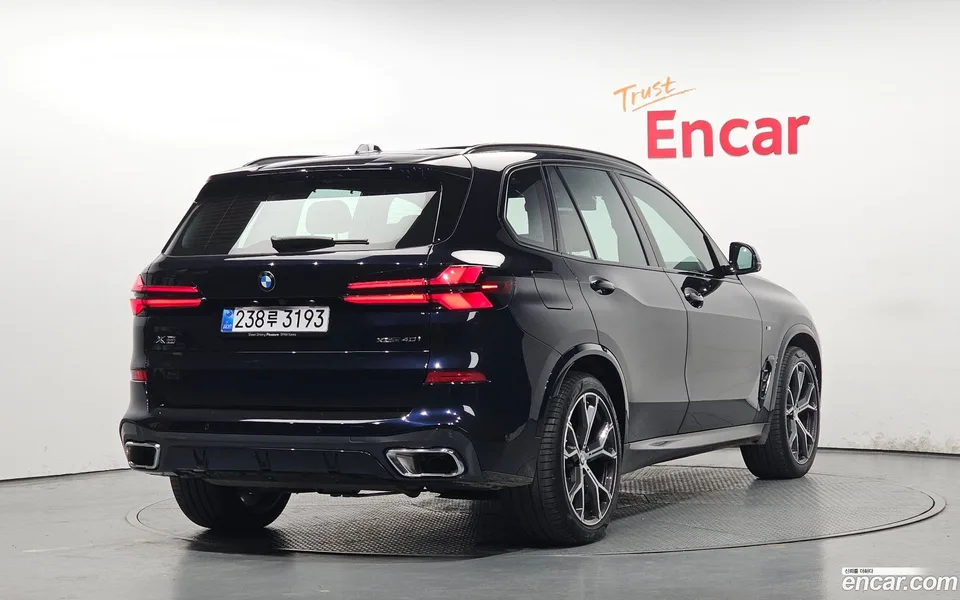 BMW X5 xDrive 40i M 2025 — миниатюра 2