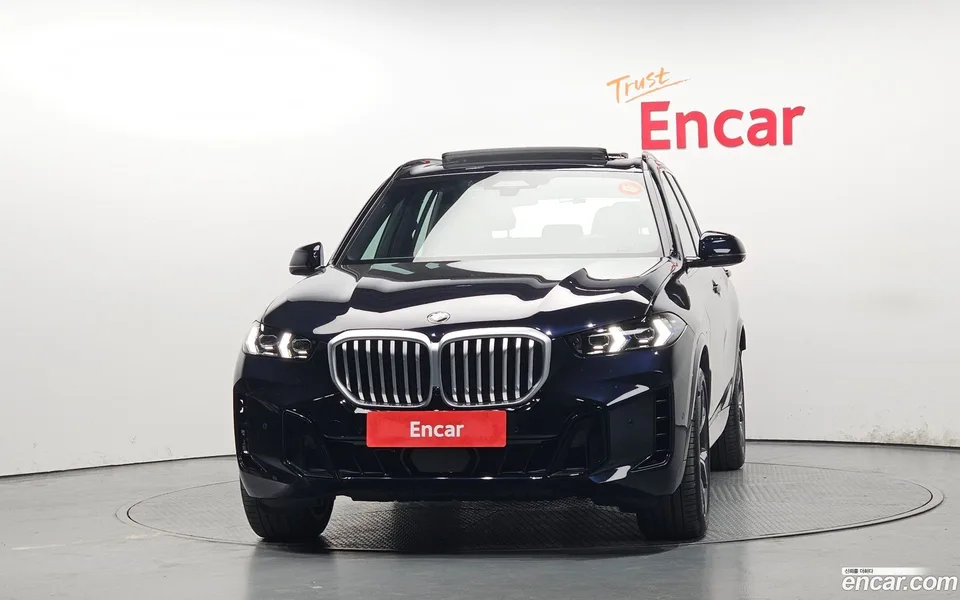 BMW X5 xDrive 40i M 2025 — миниатюра 3