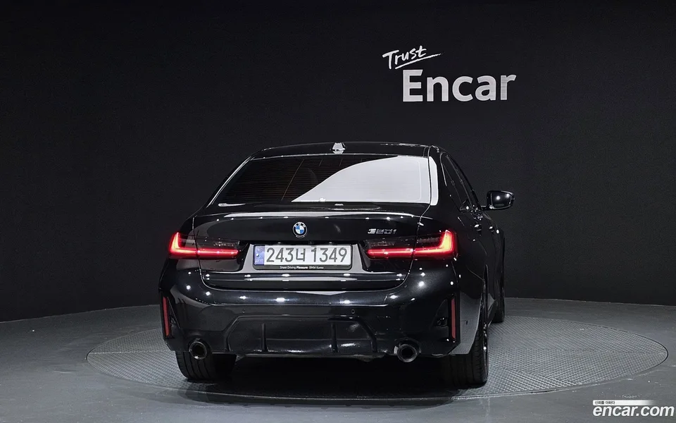 BMW 3 Series 320i M 2024 — миниатюра 4
