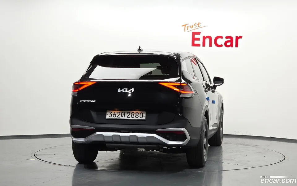 Kia Sportage 1.6 2WD 2022 — миниатюра 4