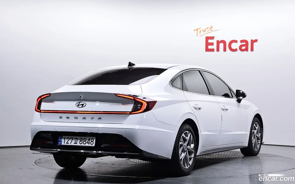 Hyundai Sonata 2.0 2022 — миниатюра 2