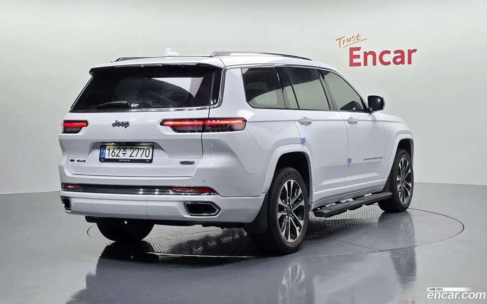 Jeep Grand Cherokee L 3.6 2022 — миниатюра 2