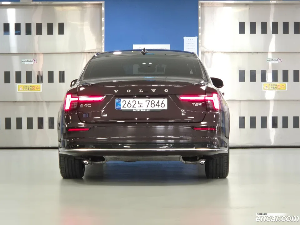 Volvo S90 T8 AWD 2025 — миниатюра 3