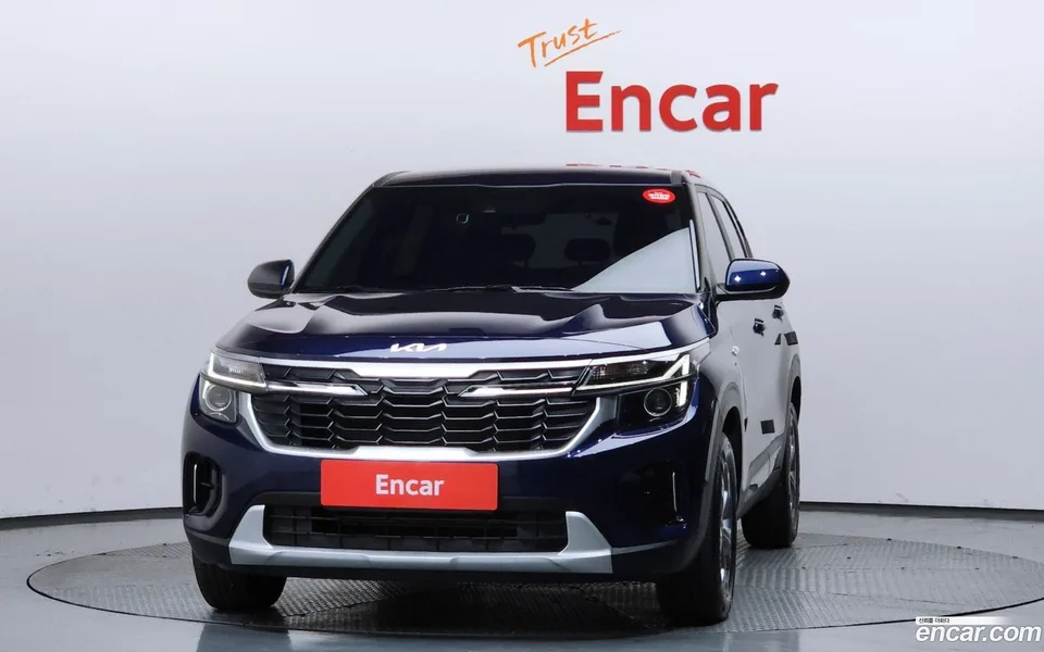 Kia Seltos 2.0 2WD 2023 — миниатюра 3