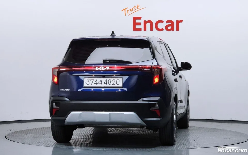 Kia Seltos 2.0 2WD 2023 — миниатюра 4