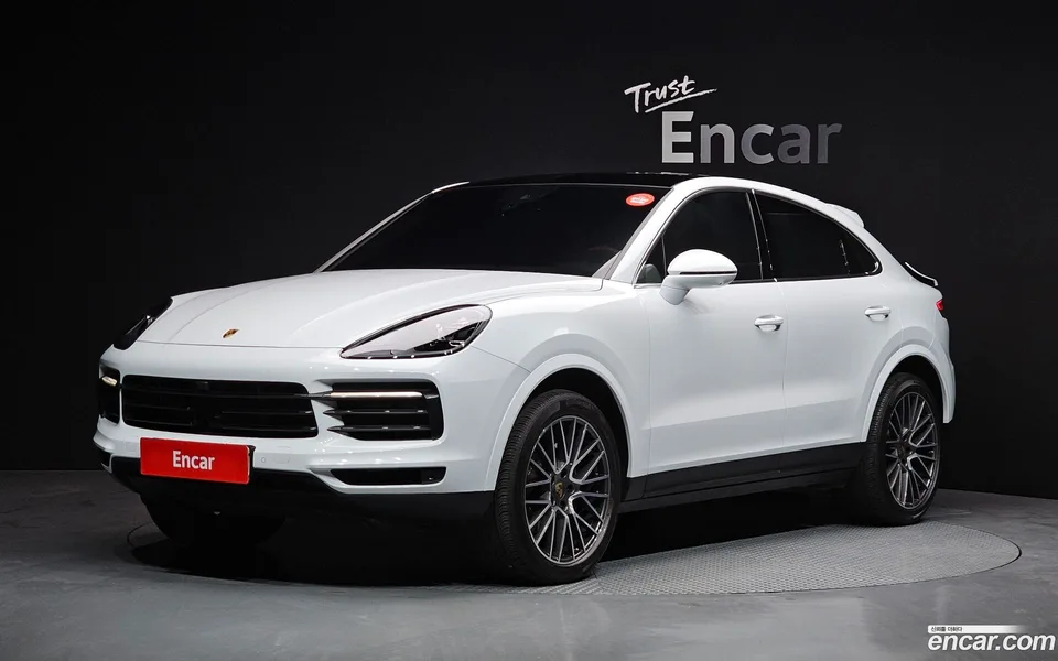 Porsche Cayenne 3.0 2023 — фото 1, купить с доставкой в Москву