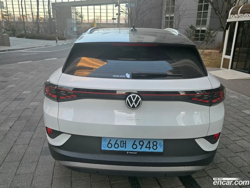 Volkswagen ID.4 2025 — миниатюра 2