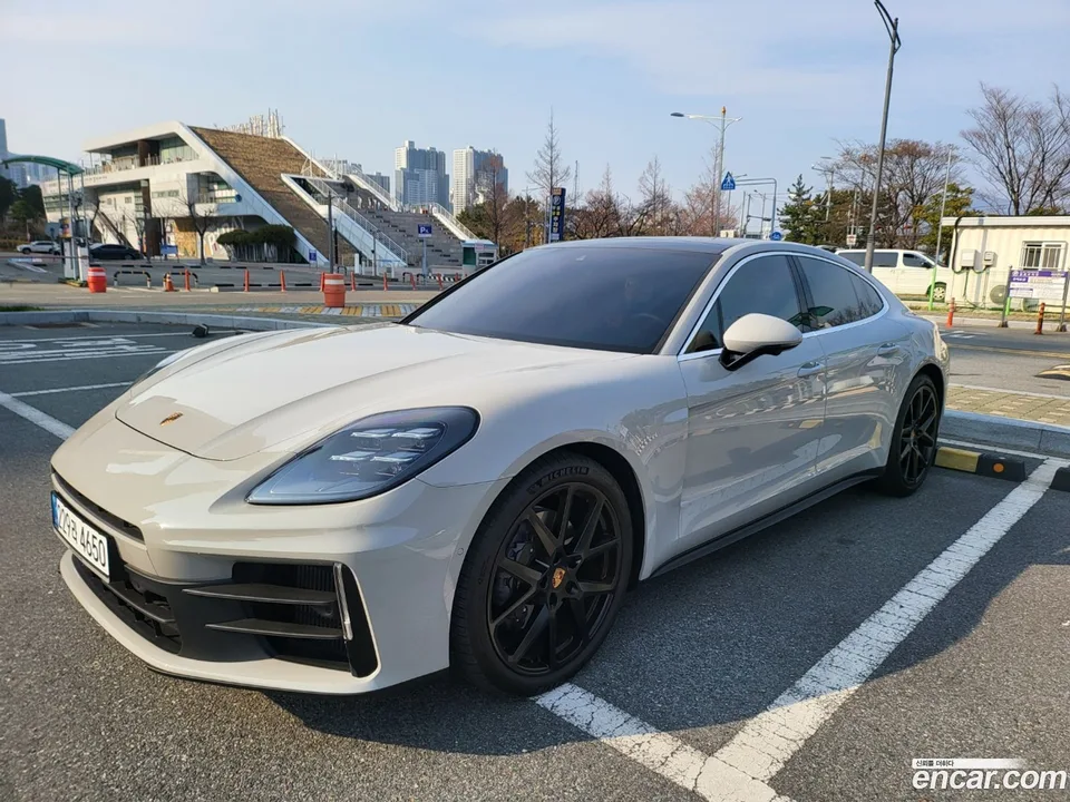 Porsche Panamera (976) 2.9 AWD 2025 — миниатюра 2